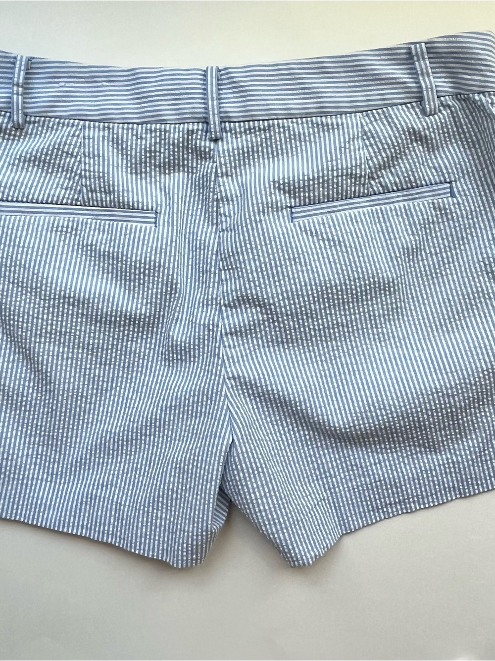 LOFT Women’s Blue Seersucker “Riviera”Shorts, size 10 - Picture 2 of 3